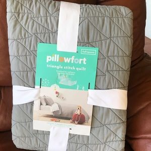 Pillowfort quilt Full/Queen